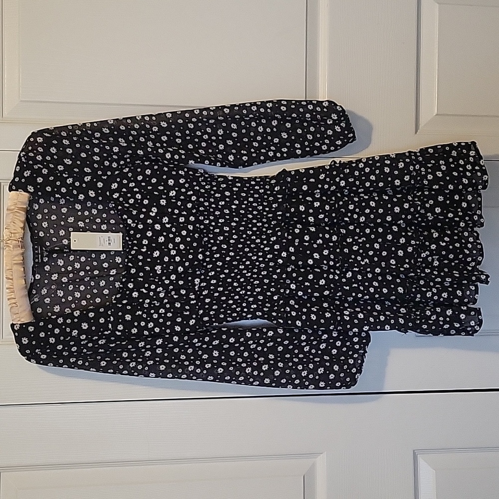 🔥 Trixxi (Sold By Francesca's) NWT Black and White Floral Long Sleeve Dress